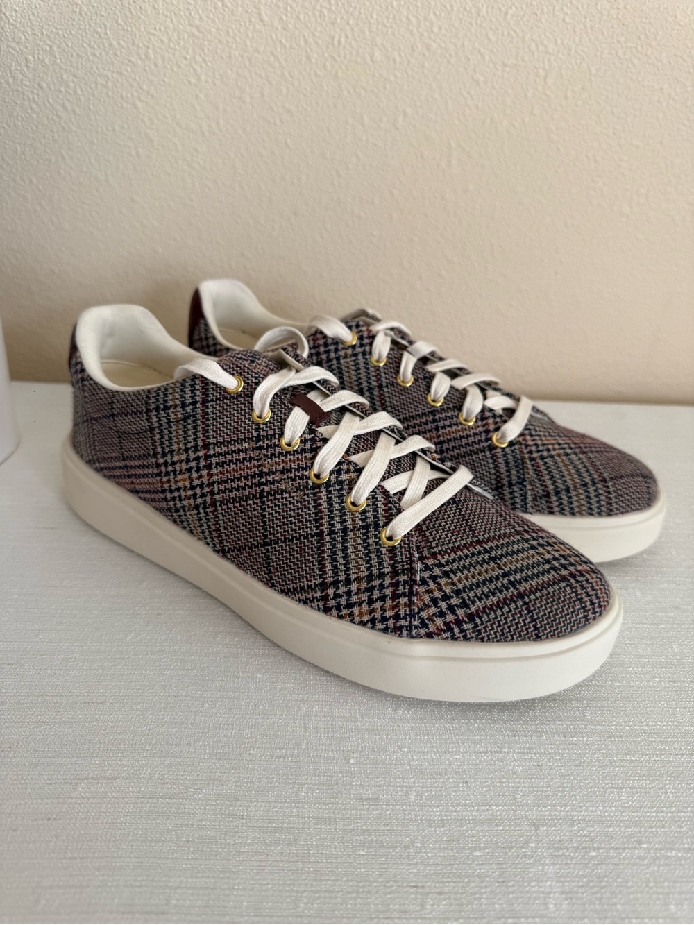 Cole Haan Plaid Pattern Fextile Low-Top Sneakers - Neutral Tones
